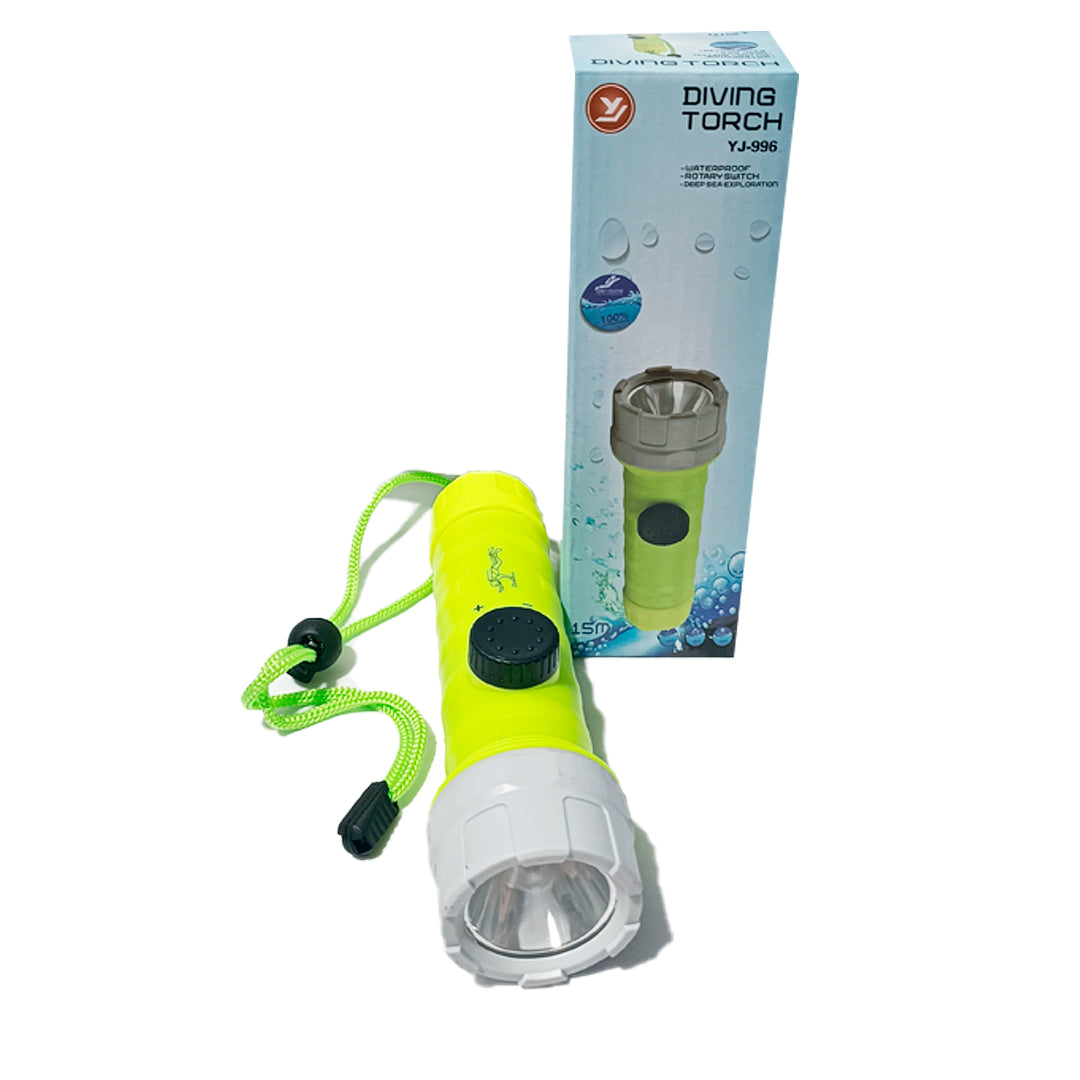 LINTERNA DE BUCEO 17