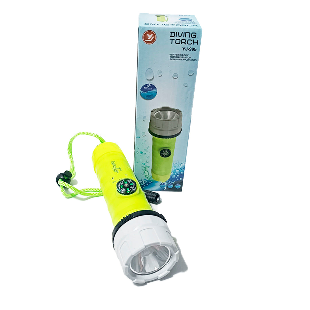 LINTERNA DE BUCEO 17